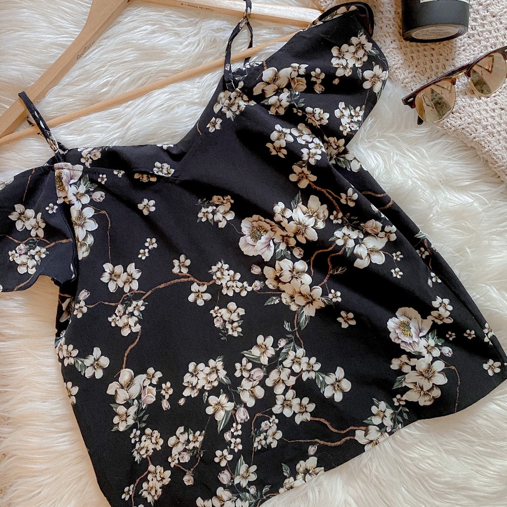 Off The Shoulder Floral Shirt